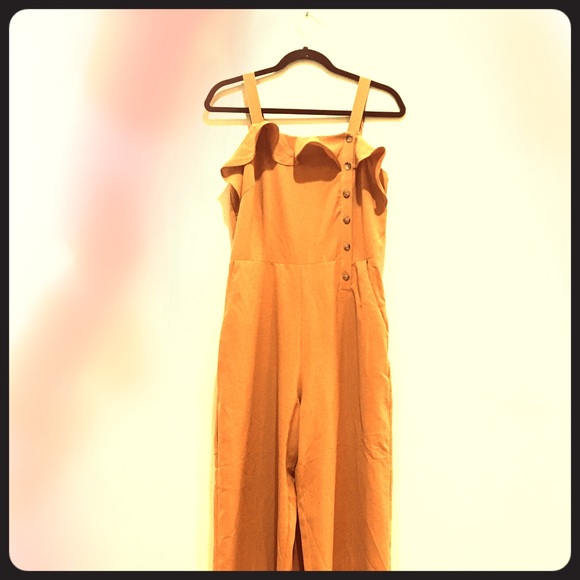 Piper&Scoot Pants - The Mono ruffle Jumpsuit in Honey